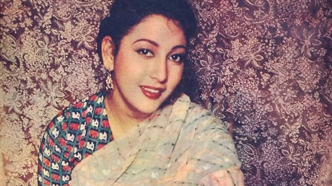 Mala Sinha: ಐಟಿ ರೇಡ್‌ ವೇಳೆ ಹೇಳಿದ ಒಂದೇ ಸುಳ್ಳಿನಿಂದ ಈ ನಟಿಯ ಜೀವನವೇ ಹಾಳಾಯ್ತು; ಅಷ್ಟಕ್ಕೂ ಆಗಿದ್ದೇನು? - Image 3