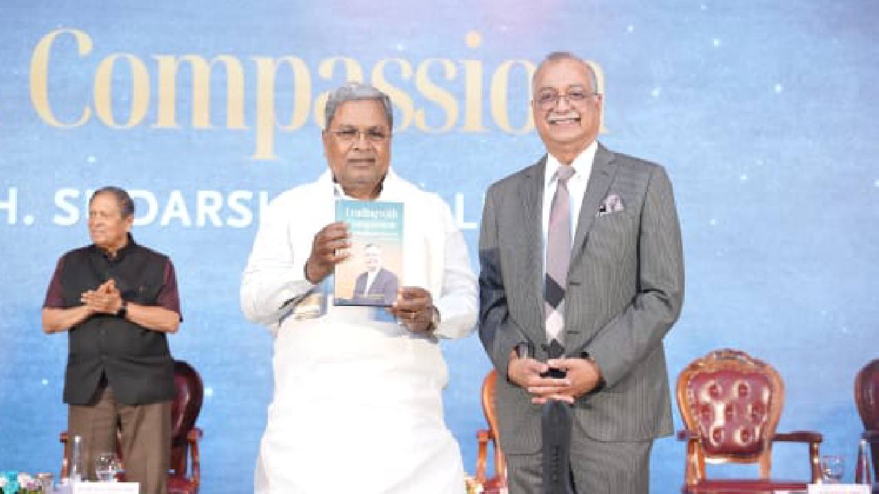 ಲೀಡಿಂಗ್ ವಿತ್ ಕಂಪ್ಯಾಷನ್ ಪುಸ್ತಕ ಅನಾವರಣ