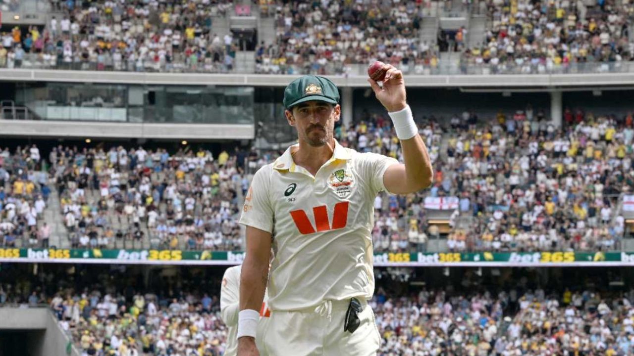 ವಸೀಮ್‌ ಅಕ್ರಮ್‌ ದಾಖಲೆ ಮುರಿದ ಮಿಚೆಲ್‌ ಅಕ್ರಮ್‌!