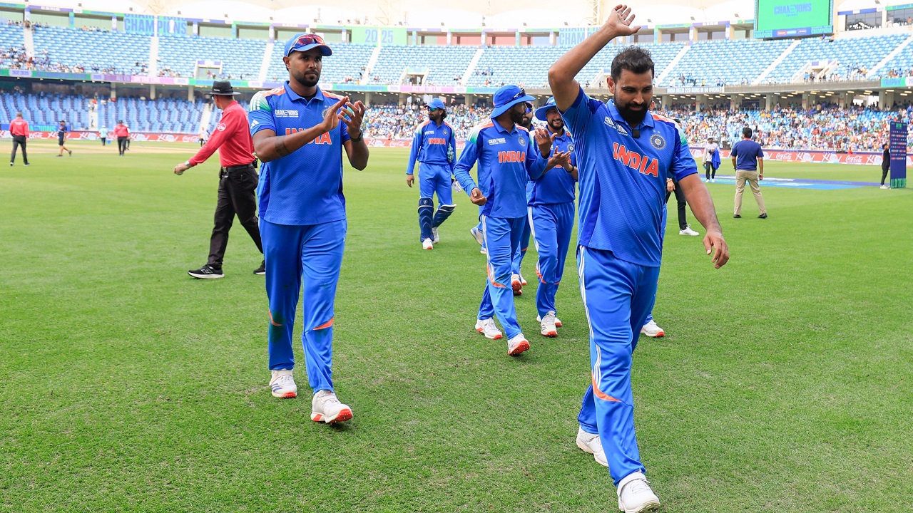 ಬಾಂಗ್ಲಾ ಎದುರು 5 ವಿಕೆಟ್ ಕಿತ್ತು ದಾಖಲೆ ಬರೆದ ಮೊಹಮ್ಮದ್ ಶಮಿ!