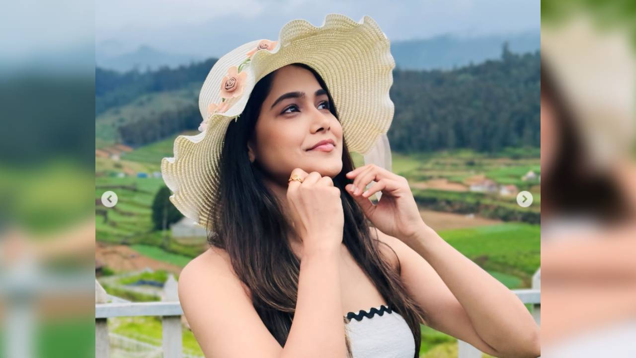 Mokshitha Pai: ಬಿಳಿ ಬಣ್ಣದ ಕೋ-ಆರ್ಡ್ ಡ್ರೆಸ್ನಲ್ಲಿ ಅಪ್ಸರೆಯಂತೆ ಕಂಡ ಮೋಕ್ಷಿತಾ ಪೈ - Image 5