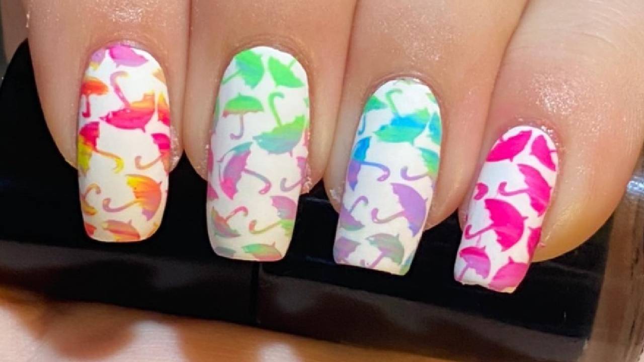 Monsoon Nail Art 2025: ಈ ಸೀಸನ್ನಲ್ಲಿ ಟ್ರೆಂಡಿಯಾದ ಮಾನ್ಸೂನ್ ನೇಲ್ ಆರ್ಟ್ಗಳಿವು! - Image 1