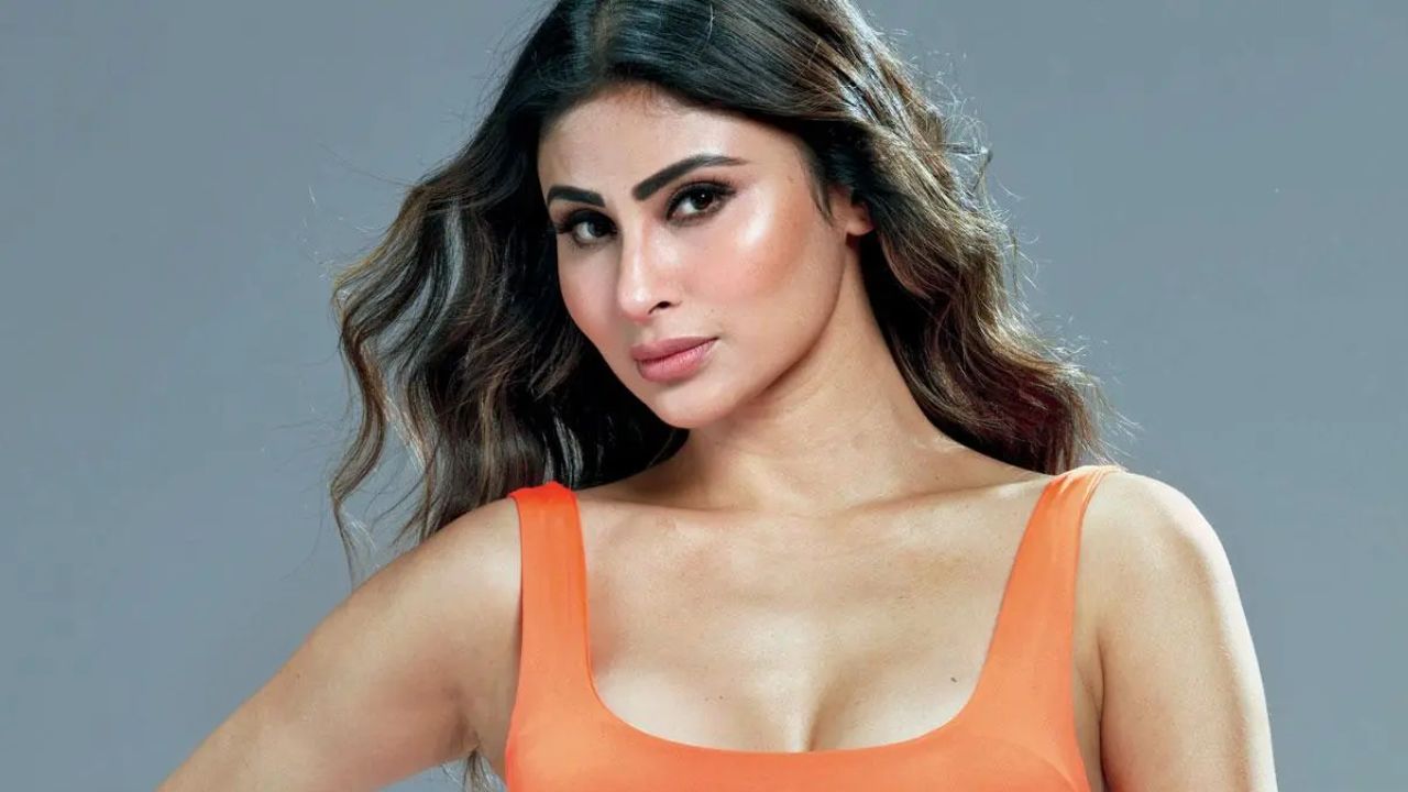 ಮೌನಿ ರಾಯ್‌ಗೆ ವೃದ್ಧರಿಂದ ಕಿರುಕುಳ;  ಬೇಸರ ಹೊರಹಾಕಿದ ನಟಿ