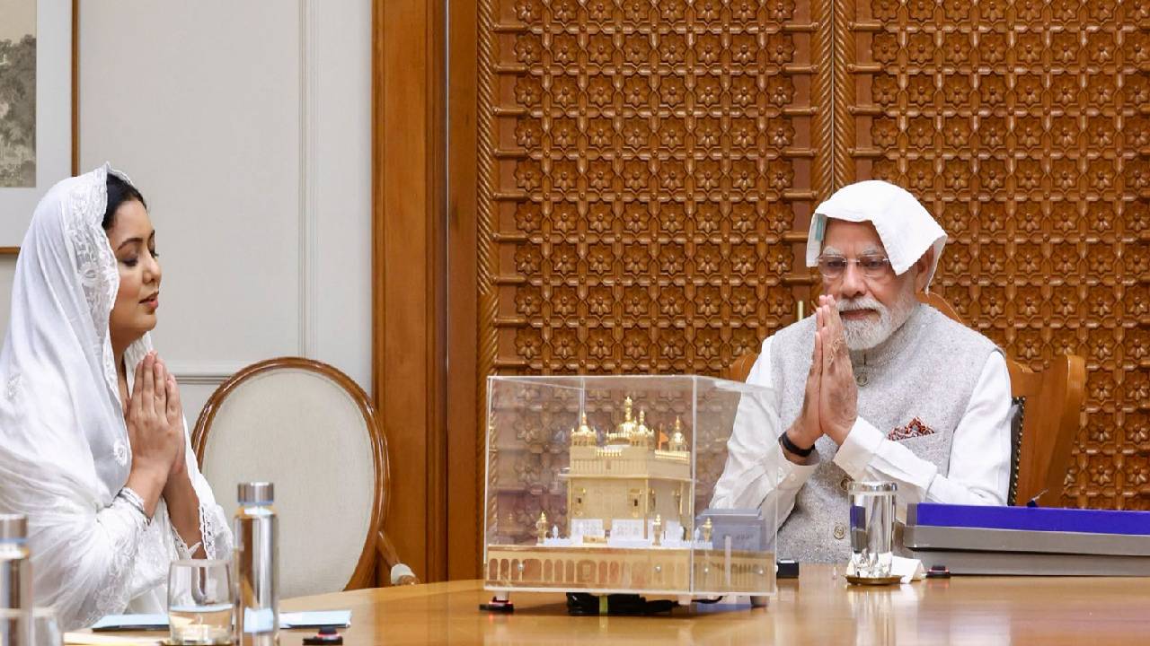 ಖ್ಯಾತ ಗಾಯಕಿ ಹರ್ಷದೀಪ್ ಕೌರ್ ಕಂಠಕ್ಕೆ ಮನಸೋತ ಮೋದಿ