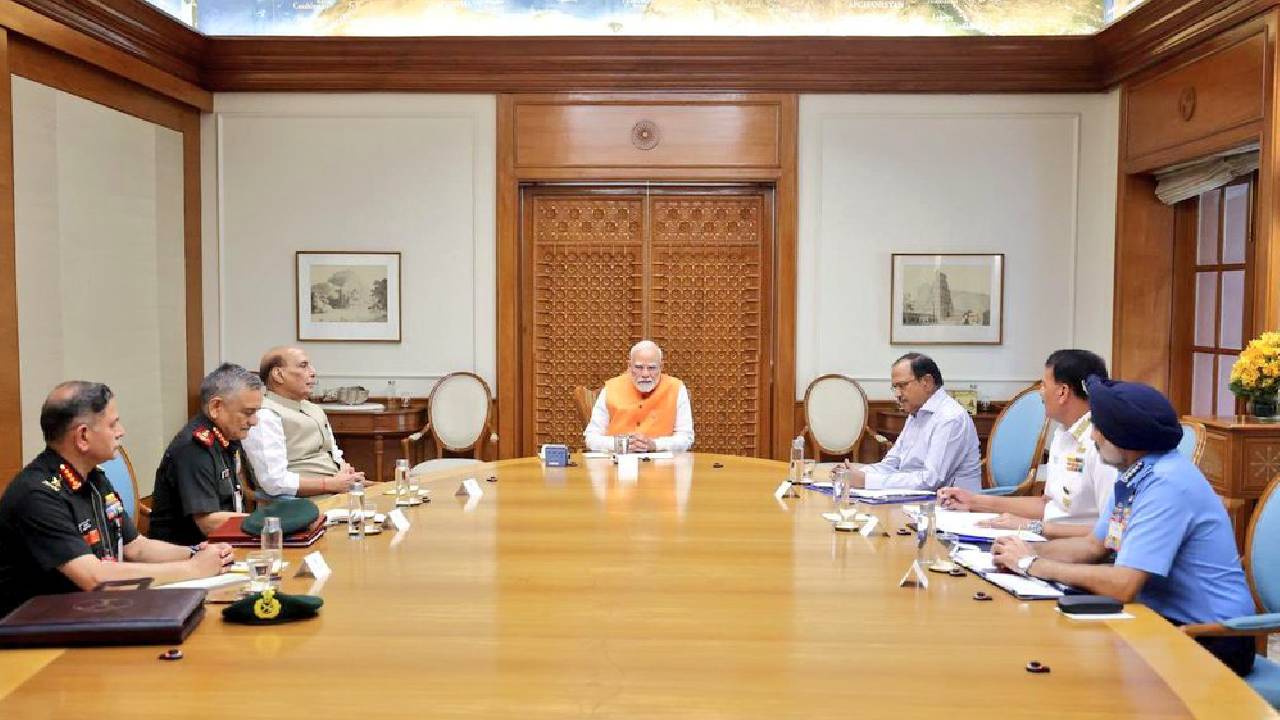 3 ಸೇನೆಗಳ ಮುಖ್ಯಸ್ಥರೊಂದಿಗೆ ಮೋದಿ ಸಭೆ
