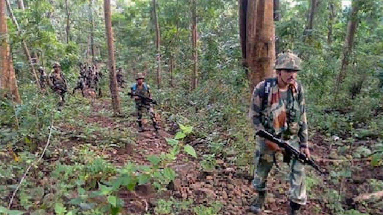35 ಲಕ್ಷ ರೂ. ಬಹುಮಾನ ಹೊಂದಿದ್ದ ಇಬ್ಬರು ನಕ್ಸಲರ ಎನ್ಕೌಂಟರ್