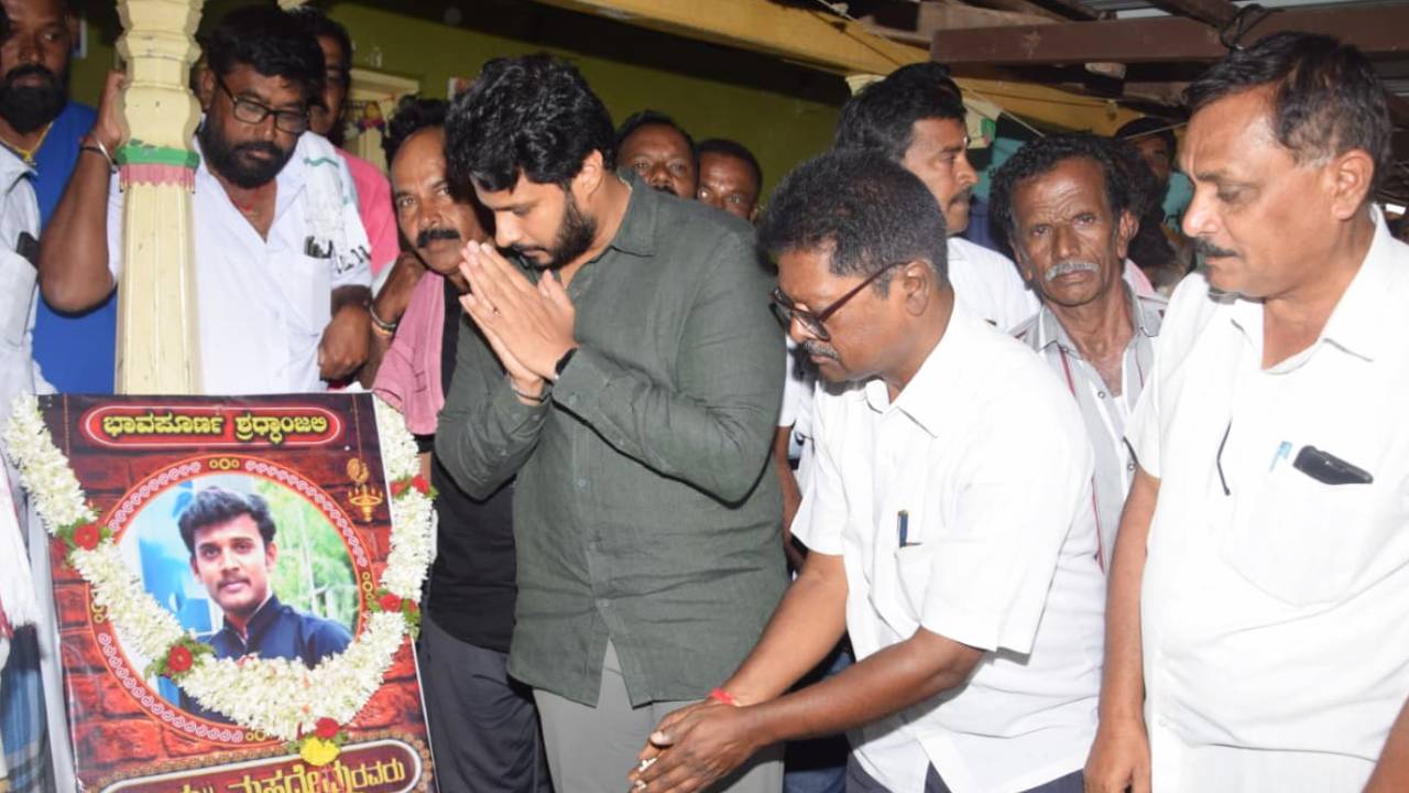 ಎಚ್‌ಡಿಕೆ ಅಭಿಮಾನಿ ಆತ್ಮಹತ್ಯೆ; ಕುಟುಂಬಸ್ಥರಿಗೆ ಸಾಂತ್ವನ ಹೇಳಿದ ನಿಖಿಲ್