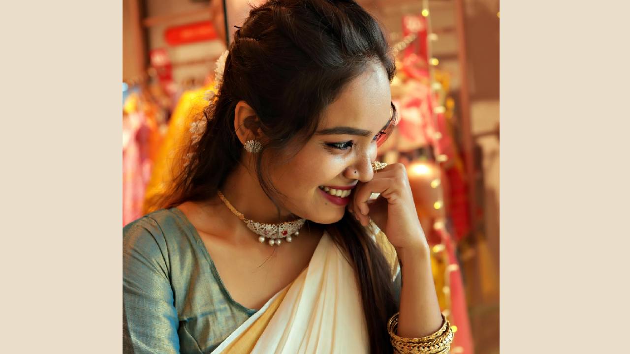 Onam Sarees 2025: ಓಣಂ ಫೆಸ್ಟಿವ್ ಸೀಸನ್ನಲ್ಲಿ ಟ್ರೆಂಡಿಯಾಗಿರುವ ಸೀರೆಗಳಿವು - Image 4