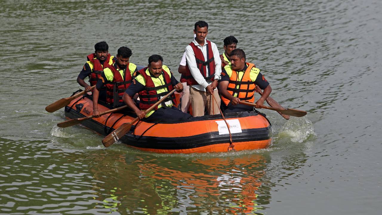 Operation Abhyaas: ಬೆಂಗಳೂರಿನಲ್ಲಿ ಹೀಗಿತ್ತು ʼಆಪರೇಷನ್ ಅಭ್ಯಾಸ್ʼ ಮಾಕ್ ಡ್ರಿಲ್ - Image 4