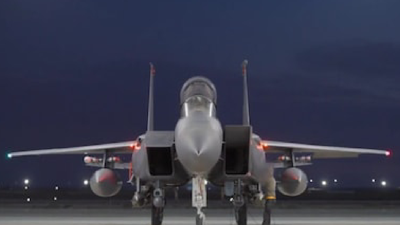 ಸಿರಿಯಾ ಮೇಲೆ ಅಮೆರಿಕ ಏರ್‌ಸ್ಟ್ರೈಕ್‌ ; ಐಸಿಸ್‌ ಉಗ್ರರ ನೆಲೆ ಧ್ವಂಸ