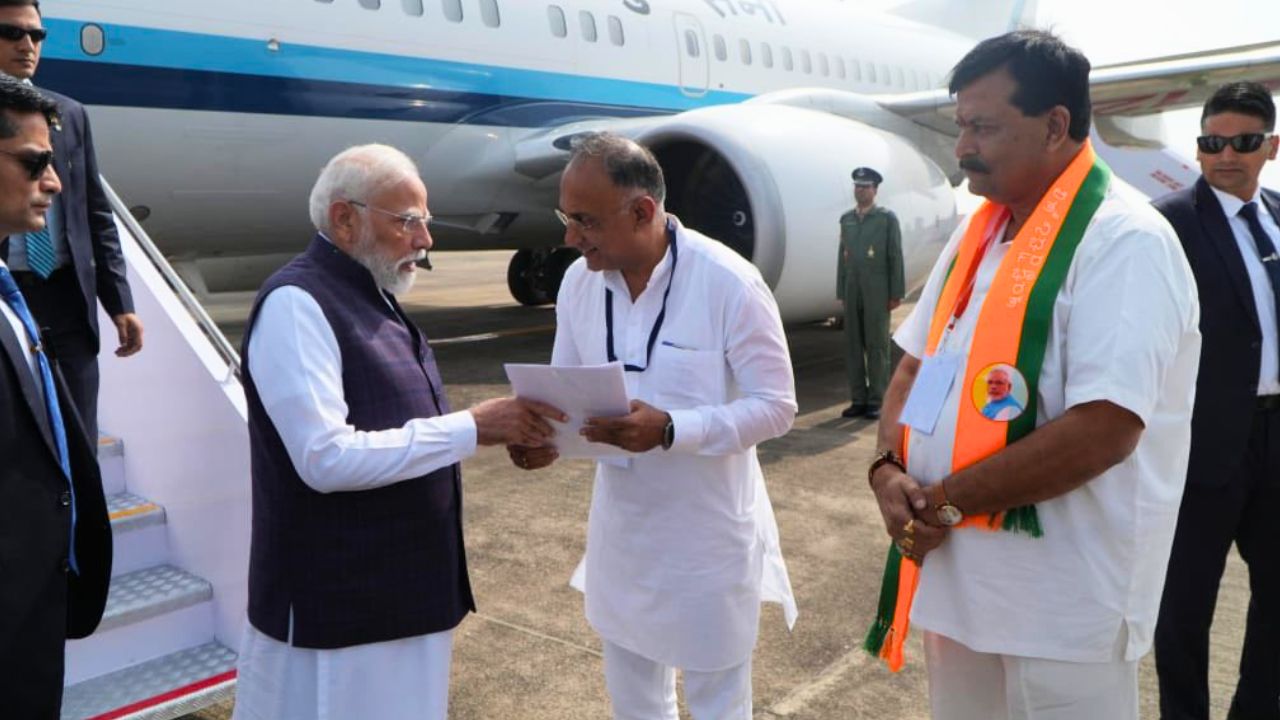 ಪ್ರಧಾನಿ ಮೋದಿಗೆ ಸಿಎಂ ಪರವಾಗಿ ದಿನೇಶ್‌ ಗುಂಡೂರಾವ್‌ ಮನವಿ ಪತ್ರ