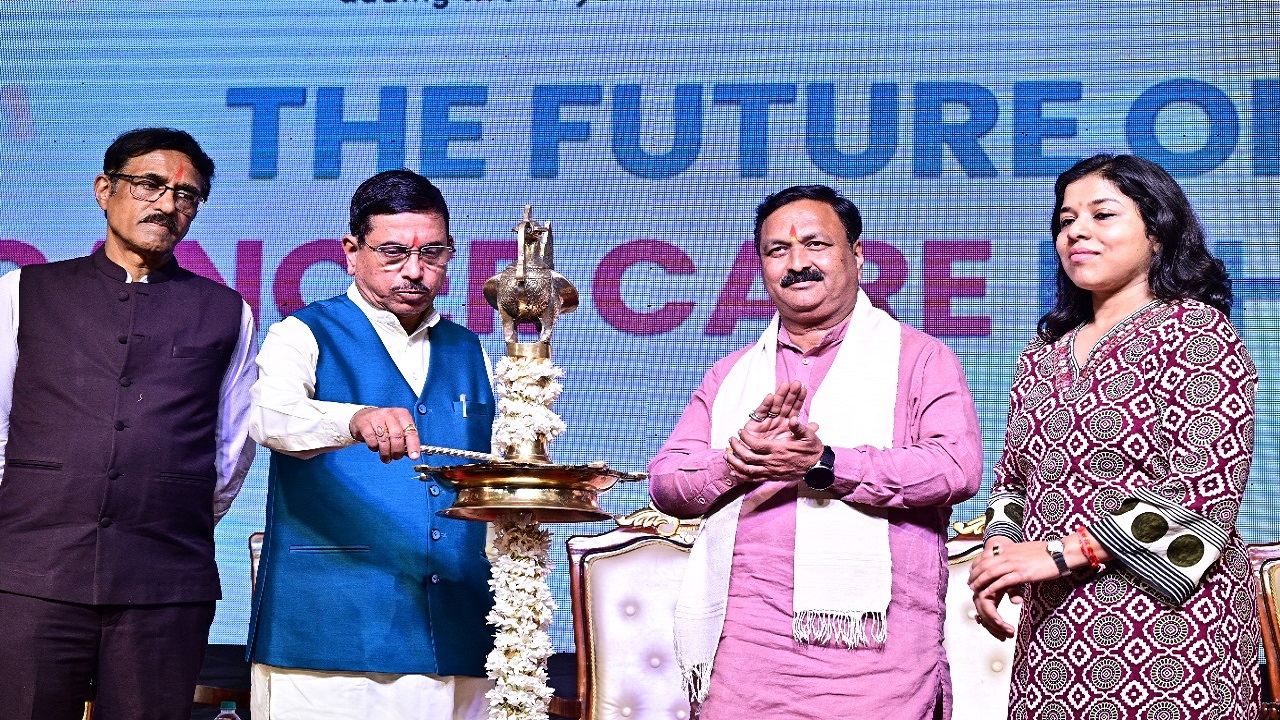 ಕ್ಯಾನ್ಸರ್ ಚಿಕಿತ್ಸೆಯಲ್ಲಿ ಹೊಸ ಮಾನದಂಡ ಸ್ಥಾಪನೆ
