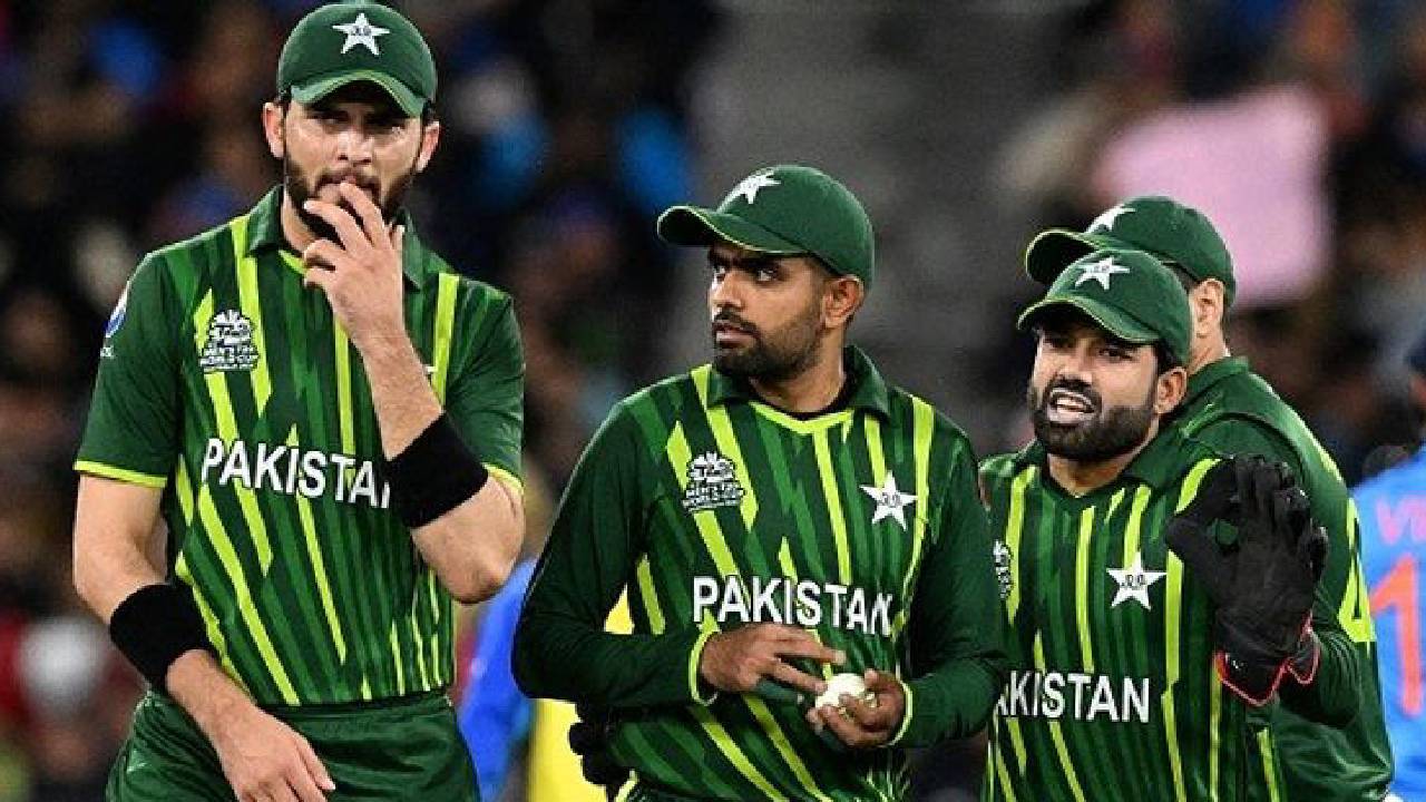 ಟಿ20 ವಿಶ್ವಕಪ್‌ಗೆ ತಂಡ ಪ್ರಕಟಿಸಿದ ಪಾಕಿಸ್ತಾನ; ಬಾಬರ್‌ಗೆ ಅವಕಾಶ
