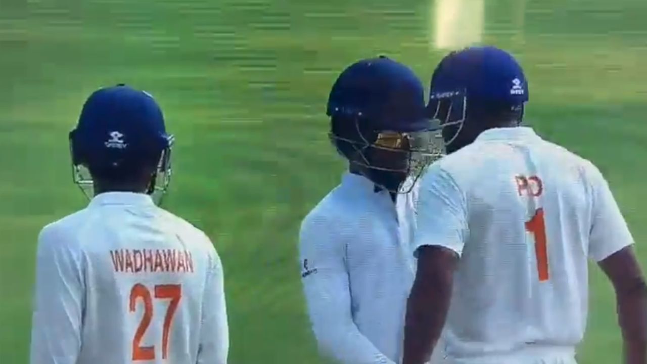 Ranji Trophy: ಕೆವಿ ಅನೀಶ್‌ಗೆ ತಲೆಯಿಂದ ಗುದ್ದಿದ ಪರಾಸ್‌ ದೋಗ್ರಾ!