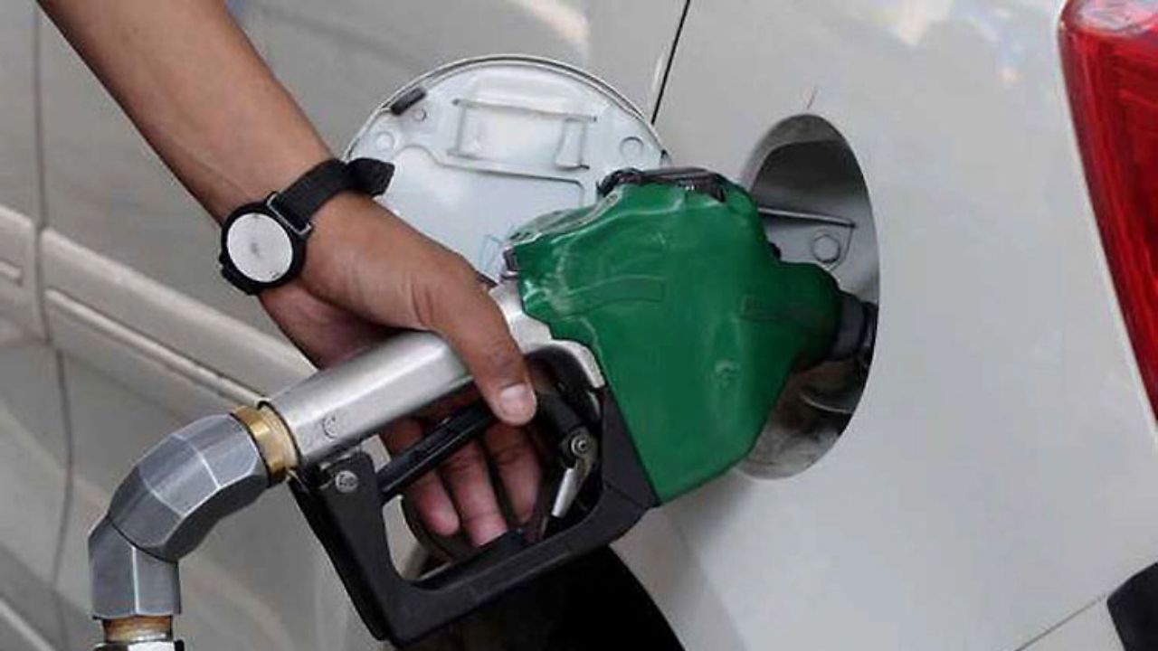 ಪಾಕಿಸ್ತಾನದಲ್ಲಿ ಪೆಟ್ರೋಲ್ ಬೆಲೆ ಲೀಟರ್‌ಗೆ 55 ರುಪಾಯಿ ಹೆಚ್ಚಳ