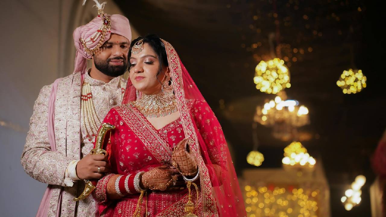 Wedding Fashion 2025: ಮದುವೆಯ ಸಂಭ್ರಮದ ಸಿಂಗಾರಕ್ಕೆ ಇಲ್ಲಿವೆ ಸಿಂಪಲ್ ಟಿಪ್ಸ್ - Image 5