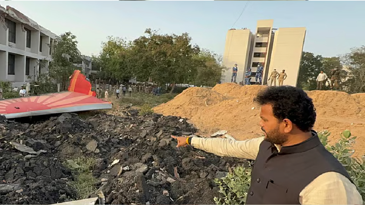 Ahmedabad Plane Crash: ಏರ್‌ ಇಂಡಿಯಾ ದುರಂತ ಬೆನ್ನಲ್ಲೇ ಸರ್ಕಾರದ ಮಹತ್ವದ ನಿರ್ಧಾರ; ಮುನ್ನೆಚ್ಚರಿಕಾ ಕ್ರಮಕ್ಕೆ ಆದ್ಯತೆ