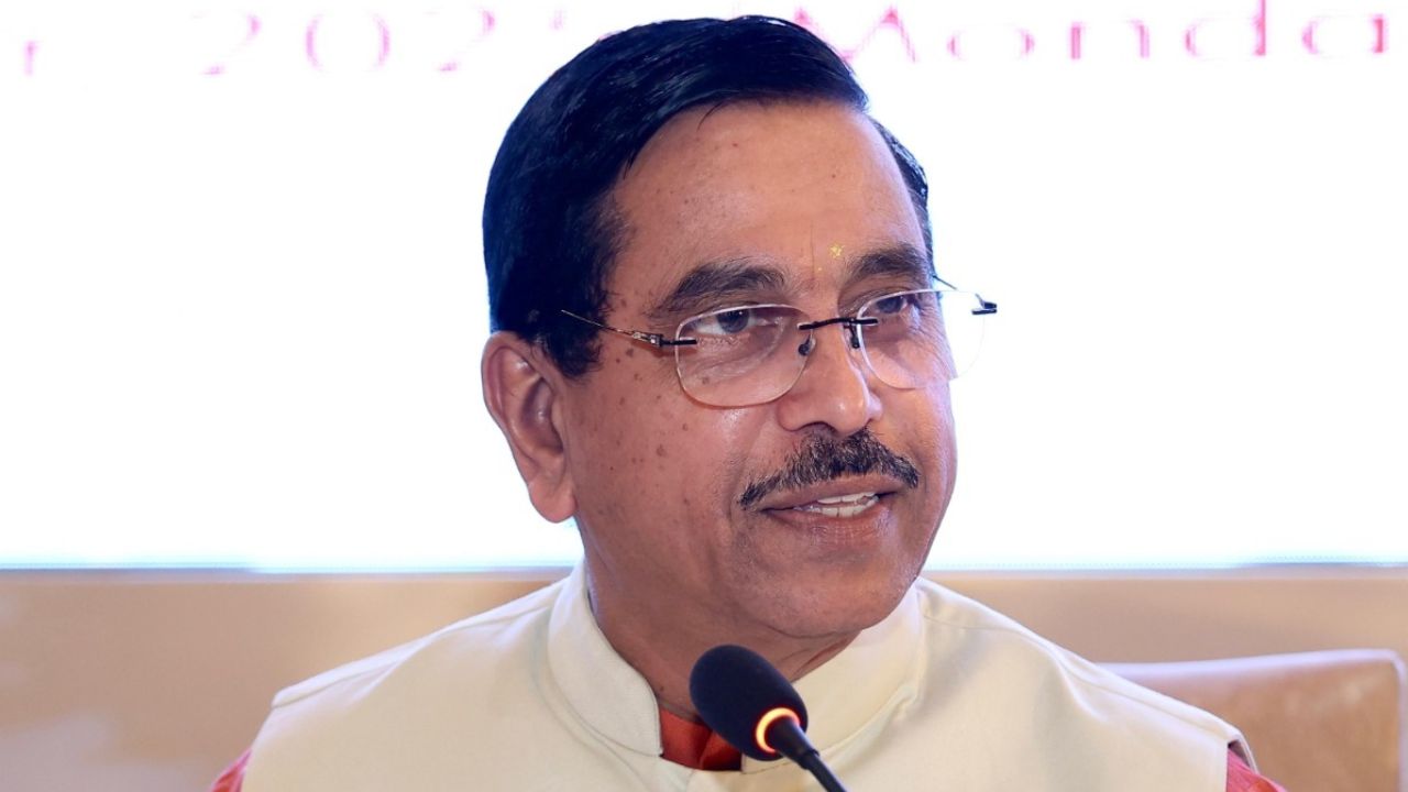 ಮೆಕ್ಕೆಜೋಳ ಖರೀದಿ ವಿಚಾರದಲ್ಲಿ ಅಂತೂ ಎಚ್ಚೆತ್ತ ಸಿಎಂ: ಪ್ರಲ್ಹಾದ್‌ ಜೋಶಿ