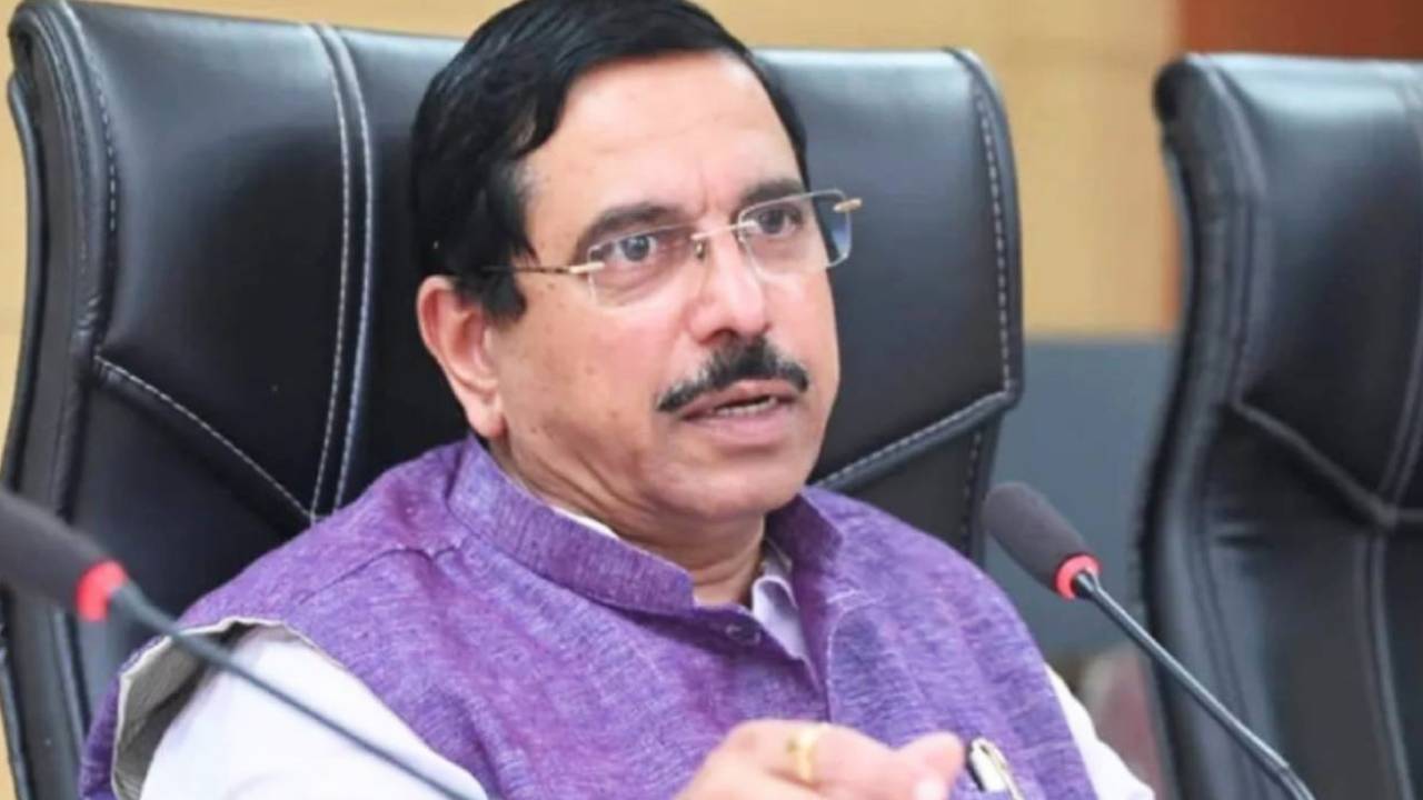 ನವೀಕರಿಸಬಹುದಾದ ಇಂಧನದಲ್ಲಿ ಭಾರತ 3ನೇ ಅತಿದೊಡ್ಡ ರಾಷ್ಟ್ರ: ಜೋಶಿ