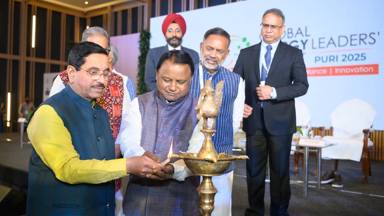 ಸೌರಶಕ್ತಿಗೆ 3ನೇ ಅತಿದೊಡ್ಡ ಕೊಡುಗೆದಾರ ರಾಷ್ಟ್ರ ಭಾರತ: ಜೋಶಿ