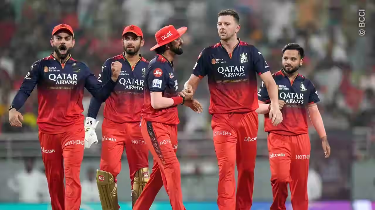 ʻಇನ್ನೊಂದೆ ಪಂದ್ಯ ಬಾಕಿ, ಕಪ್ ಜೊತೆ ಬರ್ತೀವಿʼ-ಆರ್ಸಿಬಿ ಫ್ಯಾನ್ಸ್ಗೆ ಮಾತು ಕೊಟ್ಟ ಪಾಟಿದಾರ್! - Image 7