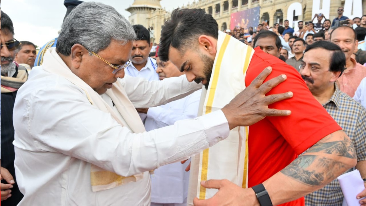2025ರ ಐಪಿಎಲ್ ಚಾಂಪಿಯನ್ಸ್ ಆರ್ಸಿಬಿ ಆಟಗಾರರನ್ನು ಗೌರವಿಸಿದ ಕರ್ನಾಟಕ ಸರ್ಕಾರ! - Image 2