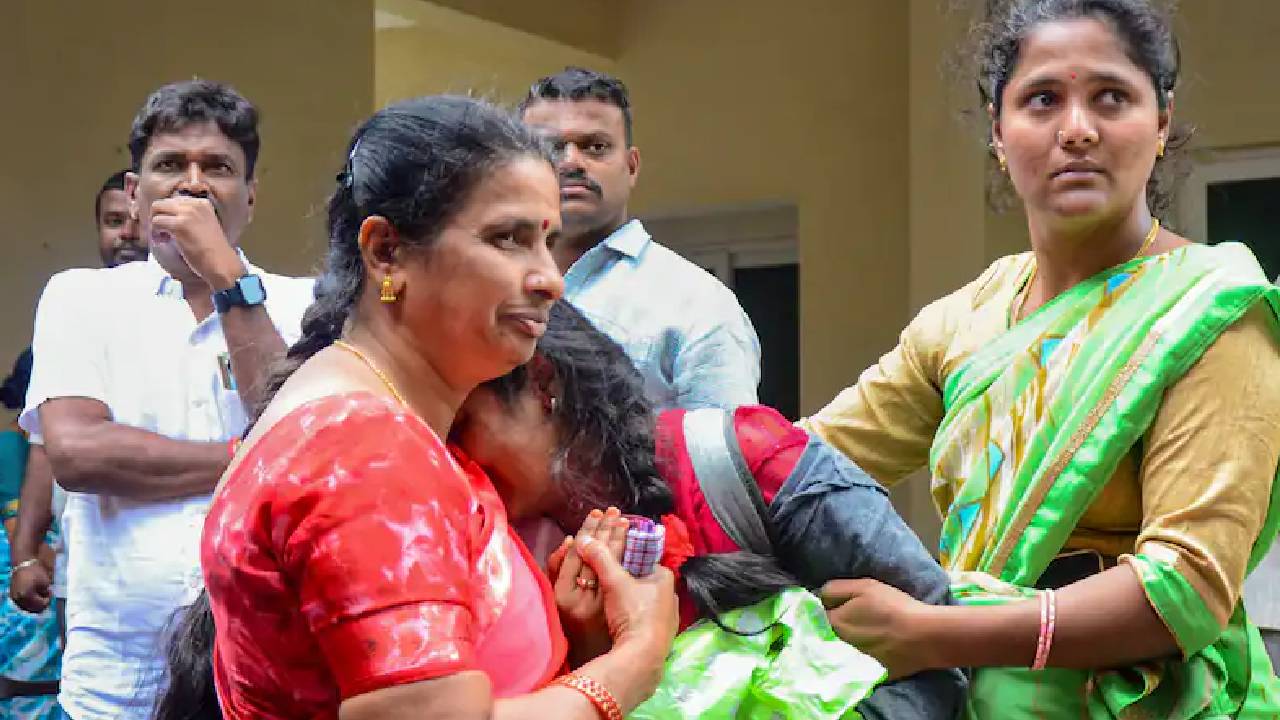 ಮೃತರ ಕುಟುಂಬಕ್ಕೆ ತಲಾ 10 ಲಕ್ಷ ಪರಿಹಾರ ಘೋಷಿಸಿದ ಆರ್ಸಿಬಿ