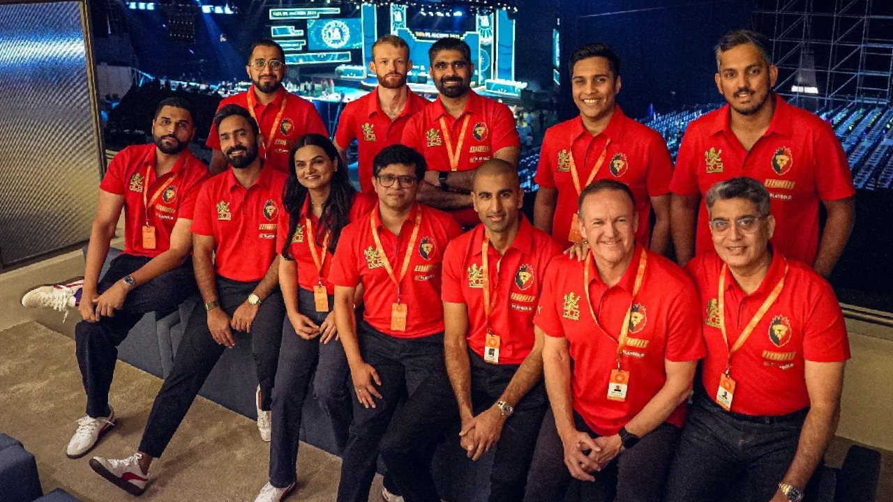Bengaluru Stampede:  ಬೆಂಗಳೂರು ಕಾಲ್ತುಳಿತ ದುರಂತ; RCB ಮಾರ್ಕೆಟಿಂಗ್ ಹೆಡ್‌ ಸೇರಿ ನಾಲ್ವರ ಬಂಧನ