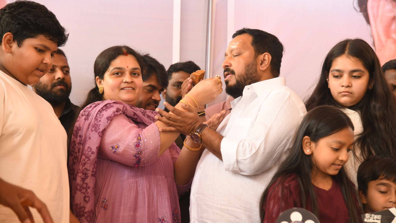 ಆರ್. ಚಂದ್ರುಗೆ ಡಾಕ್ಟರೇಟ್ ಗೌರವ; ಹುಟ್ಟುಹಬ್ಬದ ಸಂಭ್ರಮದಲ್ಲೇ ಸರ್ಪ್ರೈಸ್‌