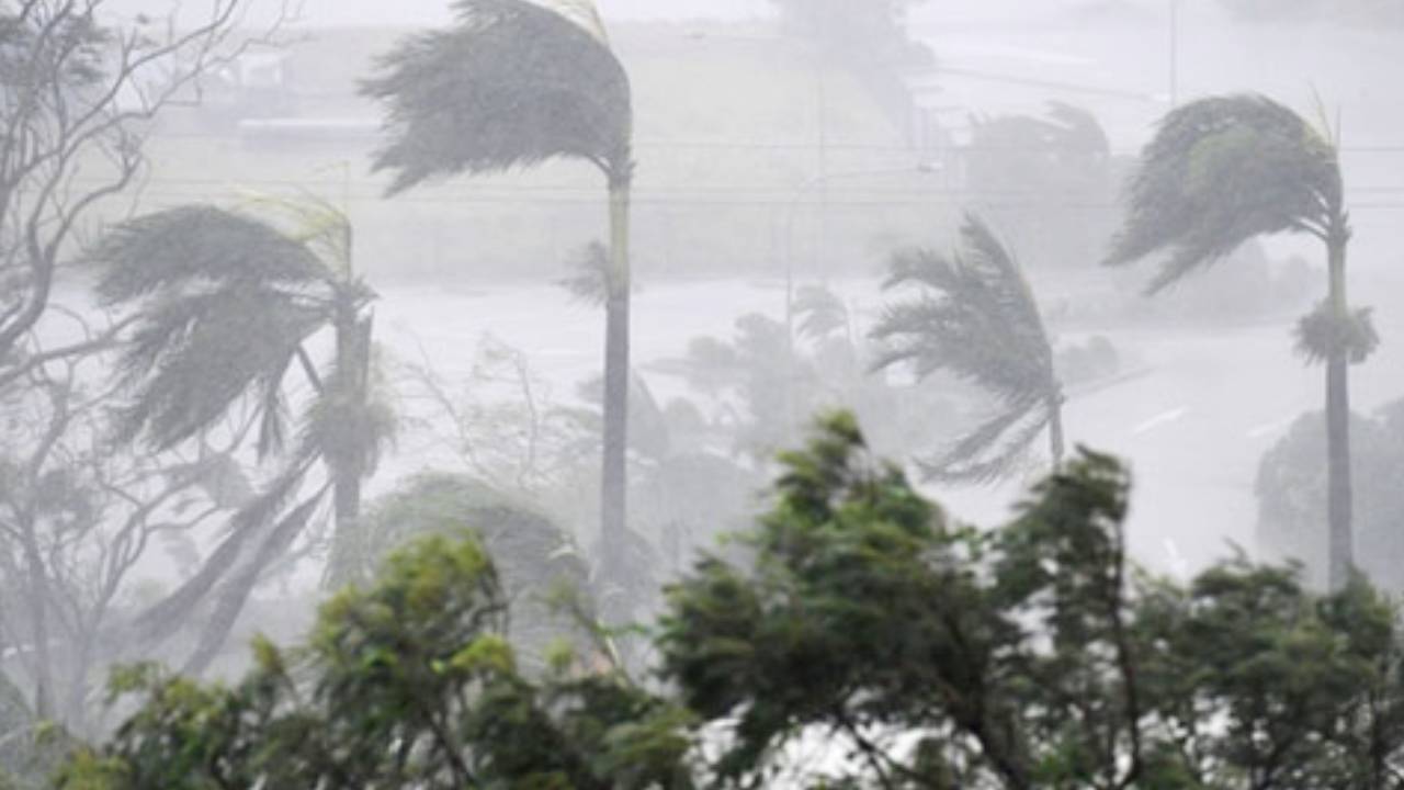 Karnataka Rains: ನಾಳೆ ಕರಾವಳಿ ಸೇರಿ 6 ಜಿಲ್ಲೆಗಳಲ್ಲಿ ಭಾರಿ ಮಳೆ ಸಾಧ್ಯತೆ; ರೆಡ್‌ ಅಲರ್ಟ್‌ ಘೋಷಣೆ