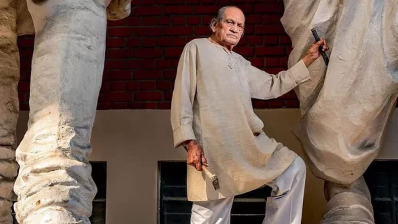 ಏಕತಾ ಪ್ರತಿಮೆಯ ವಿನ್ಯಾಸಕ, ಶಿಲ್ಪಿ ರಾಮ್ ಸುತಾರ್ ಕೊನೆಯುಸಿರು