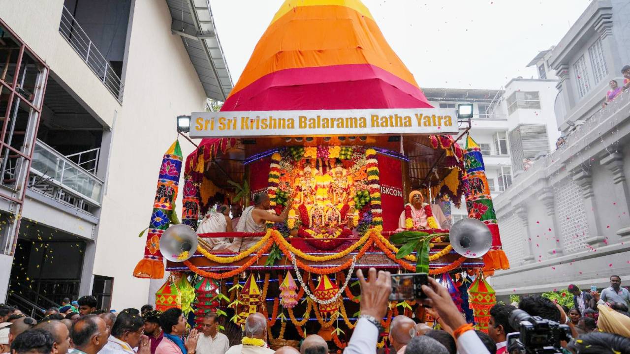 ISKCON Bangalore: ಬೆಂಗಳೂರಿನ ಇಸ್ಕಾನ್ನಲ್ಲಿ ವೈಭವದಿಂದ ನಡೆದ 40ನೇ ವಾರ್ಷಿಕ ಶ್ರೀ ಕೃಷ್ಣ-ಬಲರಾಮ ರಥಯಾತ್ರೆ