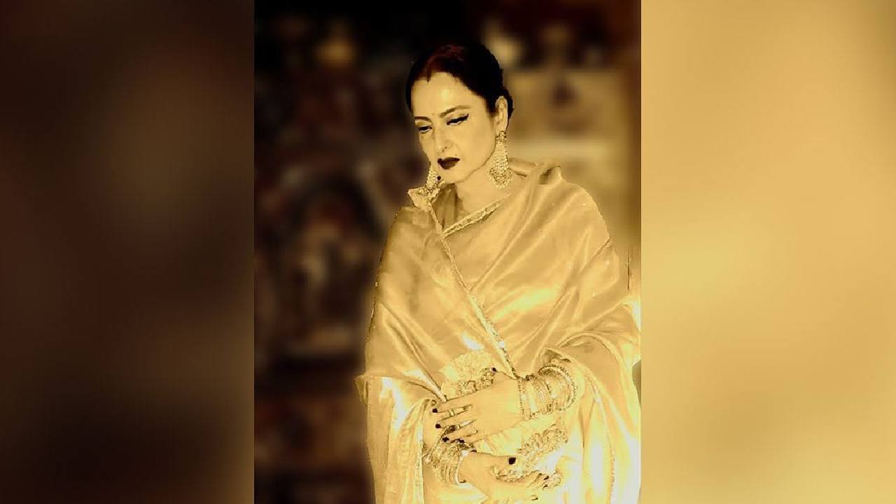 Actress Rekha: ಪಿಂಕ್ ಬನಾರಸಿ ಸೀರೆಯುಟ್ಟು ಮಹಾರಾಣಿಯಂತೆ ಕಂಗೊಳಿಸಿದ ನಟಿ ರೇಖಾ - Image 4