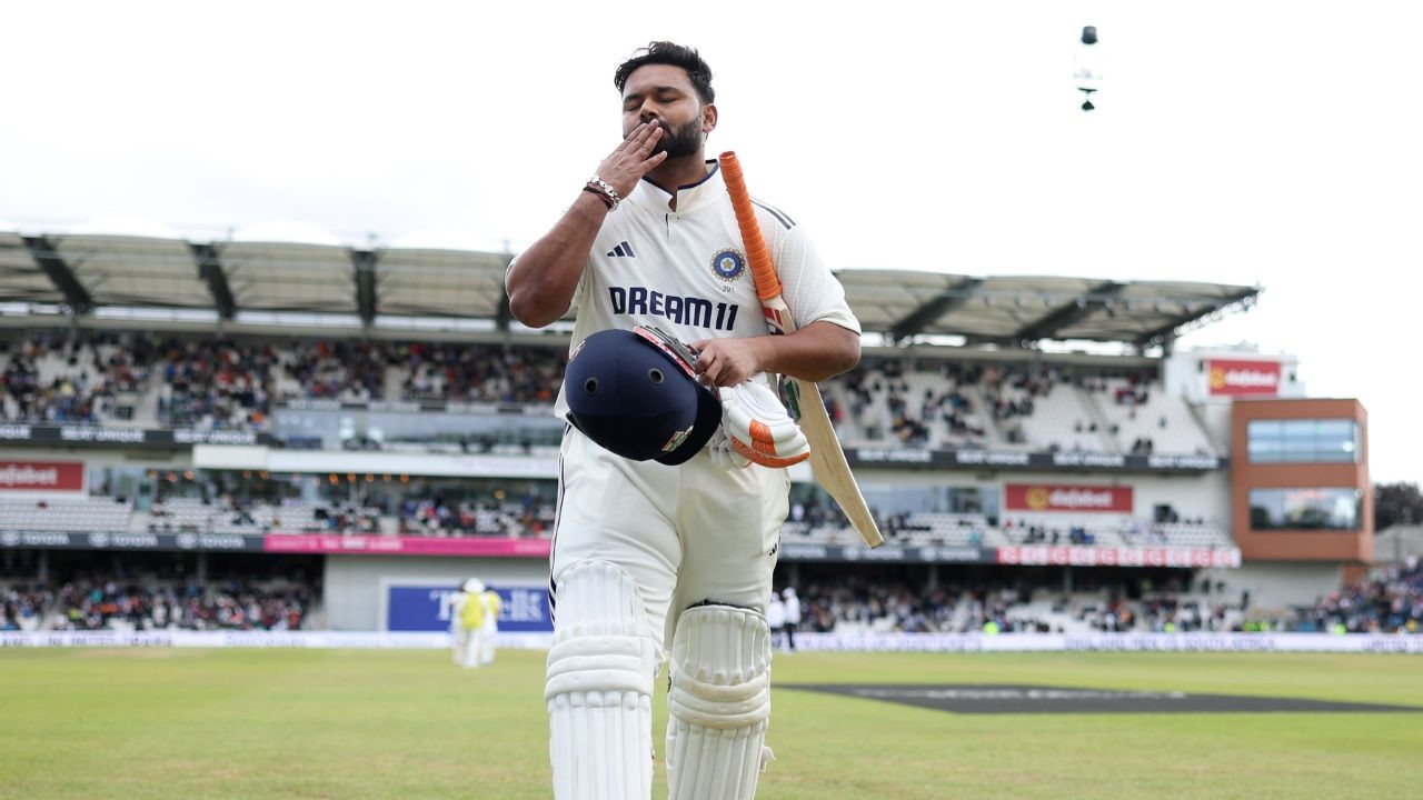 ಟೆಸ್ಟ್ ಪಂದ್ಯವೊಂದರಲ್ಲಿ ಅತಿ ಹೆಚ್ಚು ರನ್ ಗಳಿಸಿದ ಭಾರತದ ಟಾಟ್ 5 ವಿಕೆಟ್ ಕೀಪರ್ಸ್! - Image 3