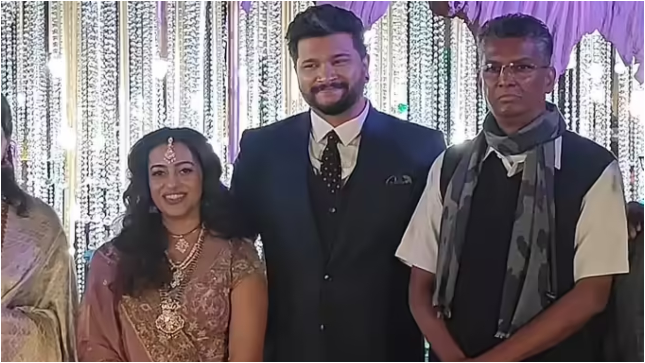 Photos: 'ಕಿಚ್ಚ' ಸುದೀಪ್ ಸಹೋದರಿ ಪುತ್ರನ ಮದುವೆ ಆರತಕ್ಷತೆ; ಈ ಅದ್ದೂರಿ ಸಮಾರಂಭಕ್ಕೆ ಯಾರೆಲ್ಲಾ ಬಂದಿದ್ರು ನೋಡಿ - Image 3