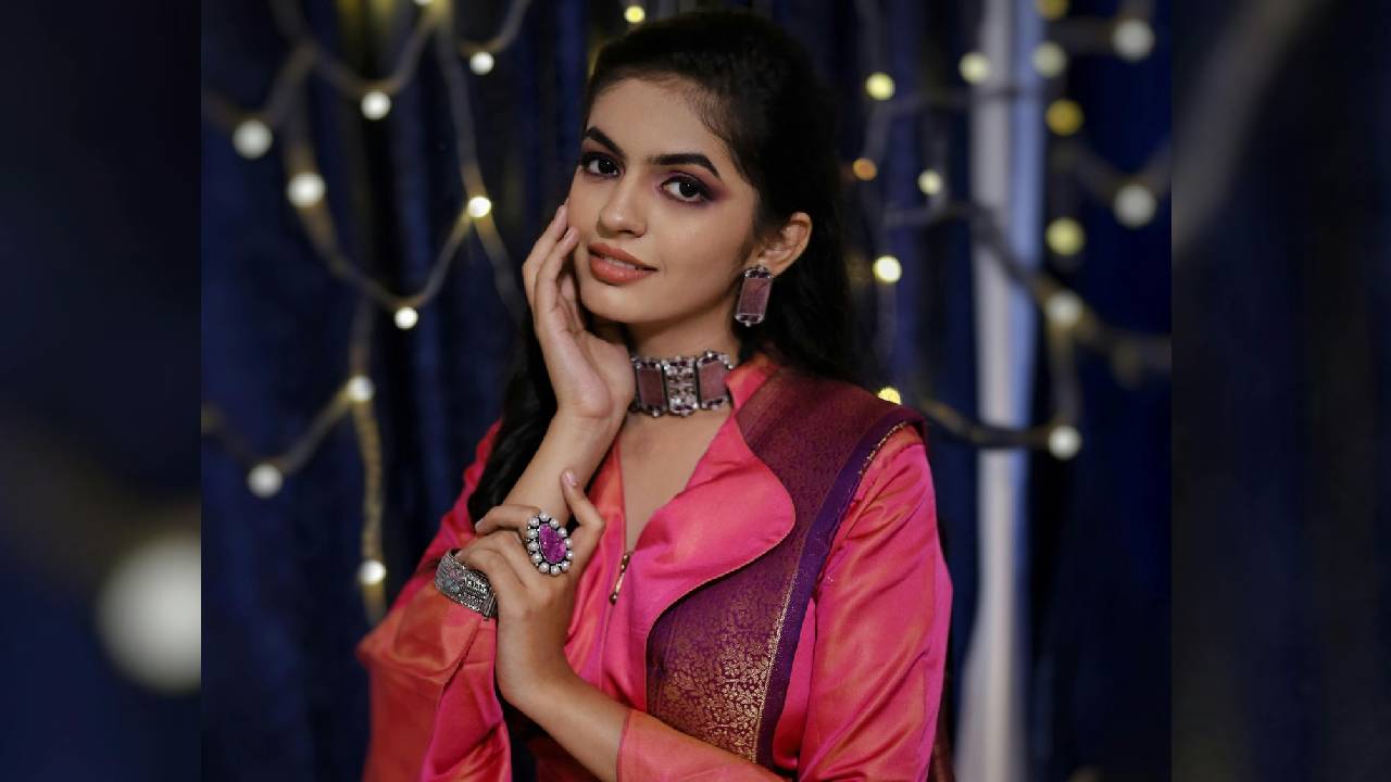 Saree Fashion 2025: ಅಜ್ಜಿ ಕಾಲದ ಡಿಸೈನ್‌ನ ಸೀರೆಗೂ ನೀಡಬಹುದು ನ್ಯೂ ಲುಕ್ - Image 4