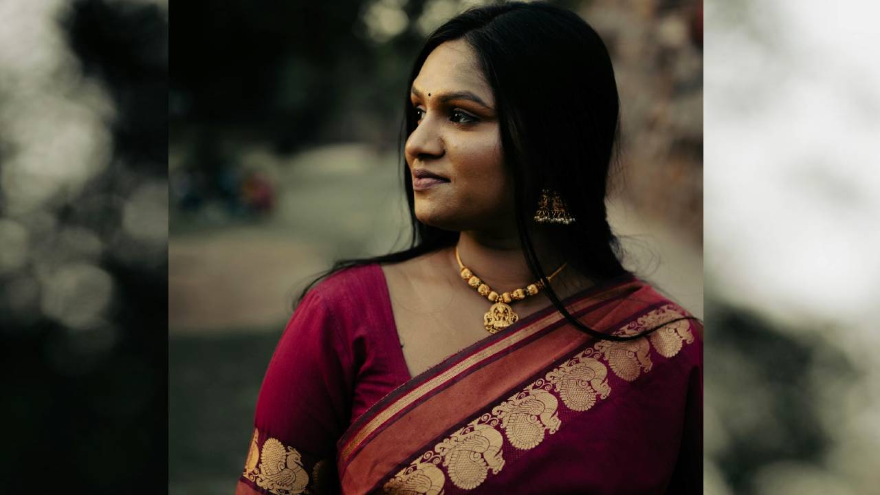 Saree Fashion 2025: ಅಜ್ಜಿ ಕಾಲದ ಡಿಸೈನ್‌ನ ಸೀರೆಗೂ ನೀಡಬಹುದು ನ್ಯೂ ಲುಕ್ - Image 5