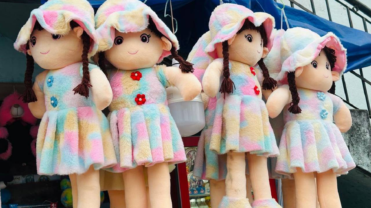 Season Shopping 2026: ವೀಕೆಂಡ್‌ಗೂ ಮುನ್ನವೇ ಶುರುವಾಯ್ತು ವ್ಯಾಲೆಂಟೈನ್ಸ್ ಡೇ ಶಾಪಿಂಗ್ - Image 2