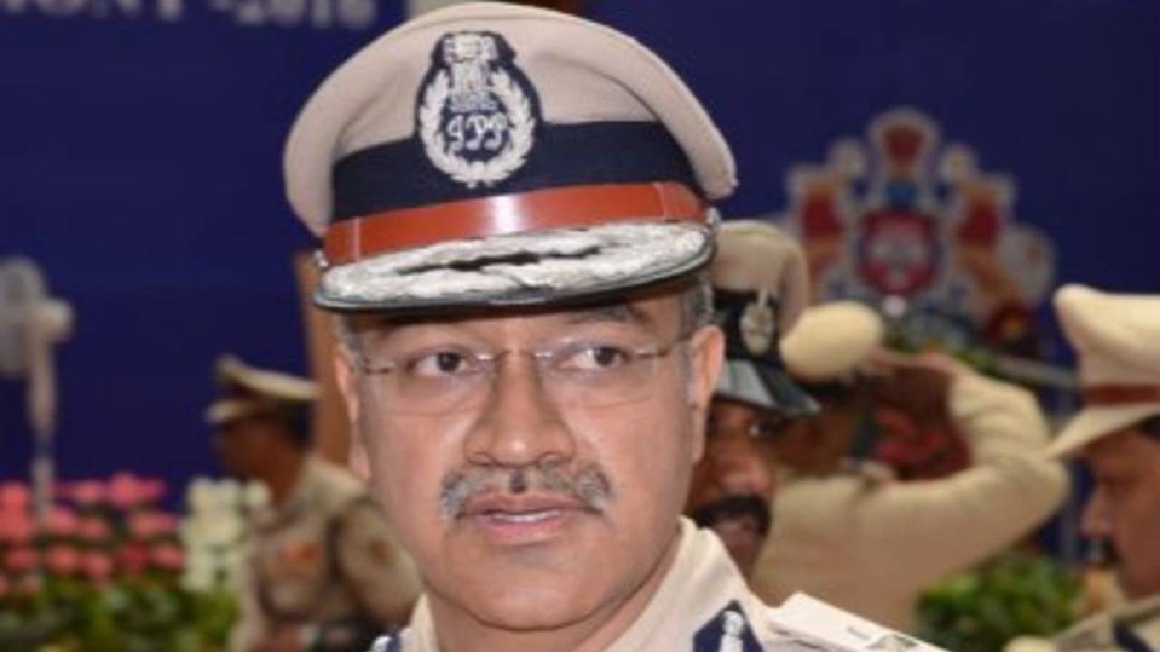 Seemanth Kumar Singh: ಸೀಮಂತ್‌ ಕುಮಾರ್‌ ಸಿಂಗ್‌ ಬೆಂಗಳೂರಿನ ನೂತನ ಕಮಿಷನರ್‌; ಬೆಂಗಳೂರು ಕಾಲ್ತುಳಿತದ ಬೆನ್ನಲ್ಲೇ ಸರ್ಕಾರದ ಮಹತ್ವದ ಆದೇಶ