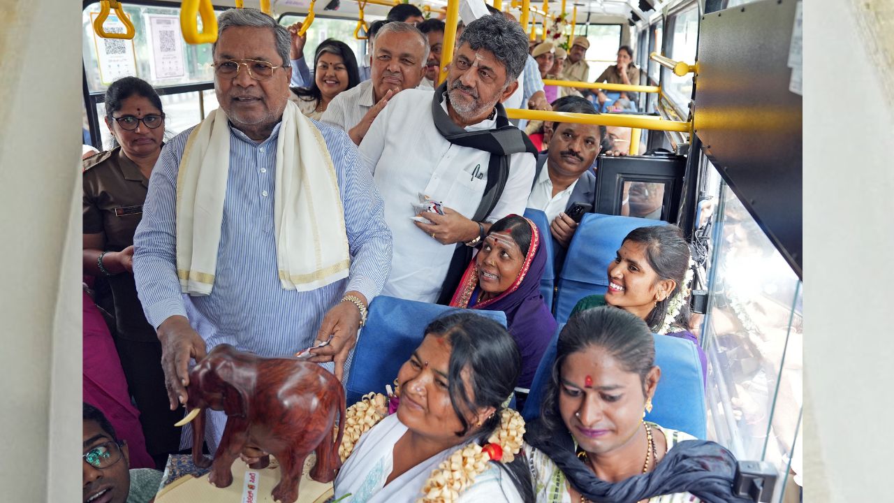 Shakti Scheme: ಶಕ್ತಿ ಯೋಜನೆಯಡಿ 500 ಕೋಟಿ ಗಡಿ ದಾಡಿದ ಮಹಿಳಾ ಪ್ರಯಾಣಿಕರ ಸಂಖ್ಯೆ! - Image 4