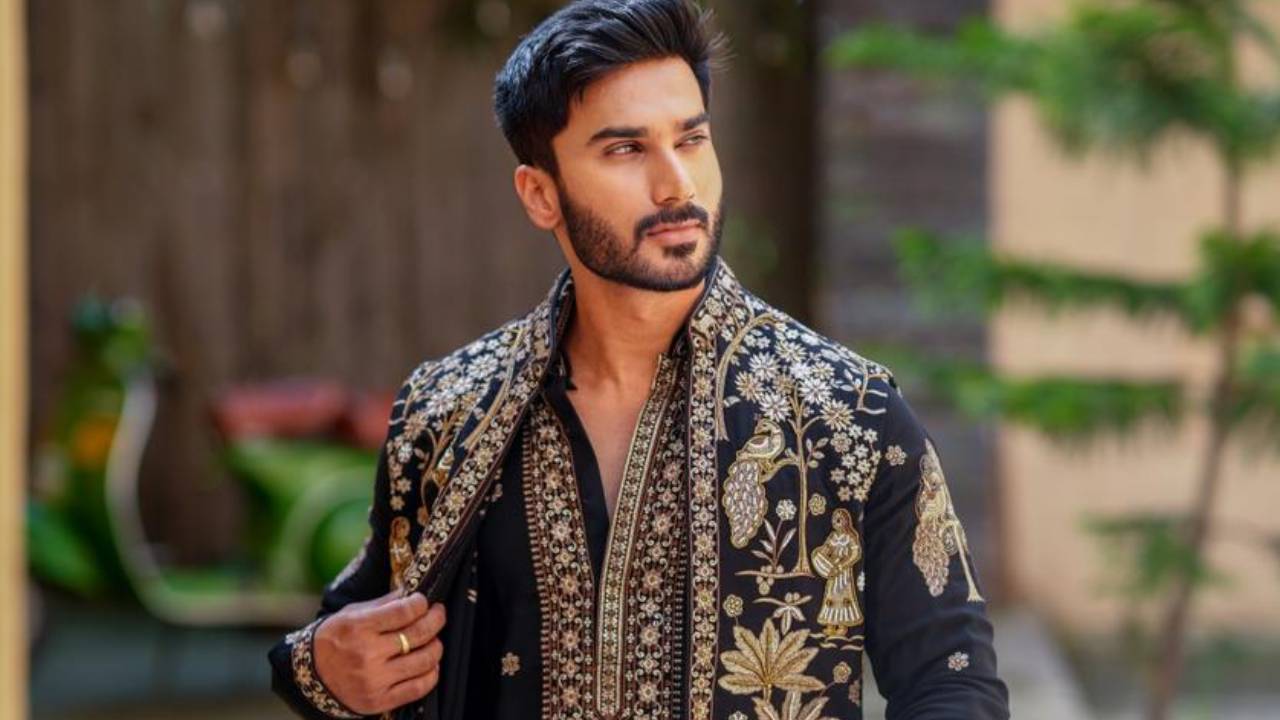 Ugadi Fashion 2026: ಹಬ್ಬದ ಮೆನ್ಸ್ ಎಥ್ನಿಕ್ ಇಮೇಜ್‌ಗೆ ಇಲ್ಲಿವೆ ಐಡಿಯಾ - Image 4