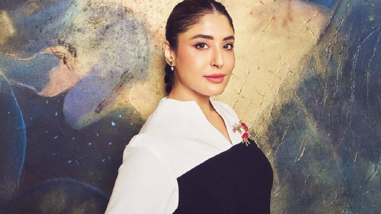 Winter Fashion 2025: ವಿಂಟರ್‌ನಲ್ಲಿ ಕಾಣಿಸಿಕೊಂಡ ಶರ್ಟ್ ಶೈಲಿಯ ಕಾರ್ಸೆಟ್‌ ಟಾಪ್‌ - Image 4