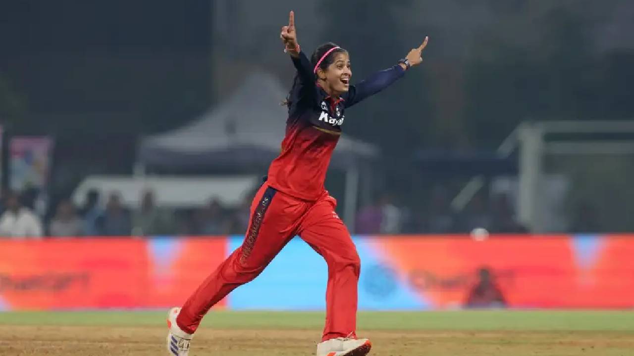 5 ವಿಕೆಟ್‌ ಕಿತ್ತು ಡಬ್ಲ್ಯೂಪಿಎಲ್‌ನಲ್ಲಿ ದಾಖಲೆ ಬರೆದ ಶ್ರೇಯಾಂಕ ಪಾಟೀಲ್