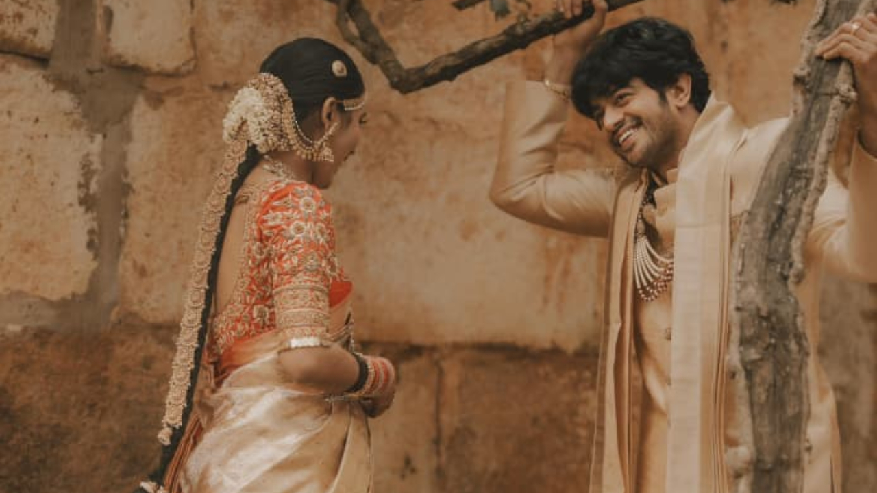 Shri Mahadev Wedding: ದಾಂಪತ್ಯ ಬದುಕಿಗೆ ಕಾಲಿಟ್ಟ ʻಶ್ರೀರಸ್ತು ಶುಭಮಸ್ತುʼ ಸೀರಿಯಲ್‌ ನಟ ಶ್ರೀ ಮಹದೇವ್‌; ಹುಡುಗಿ ಯಾರು? - Image 4