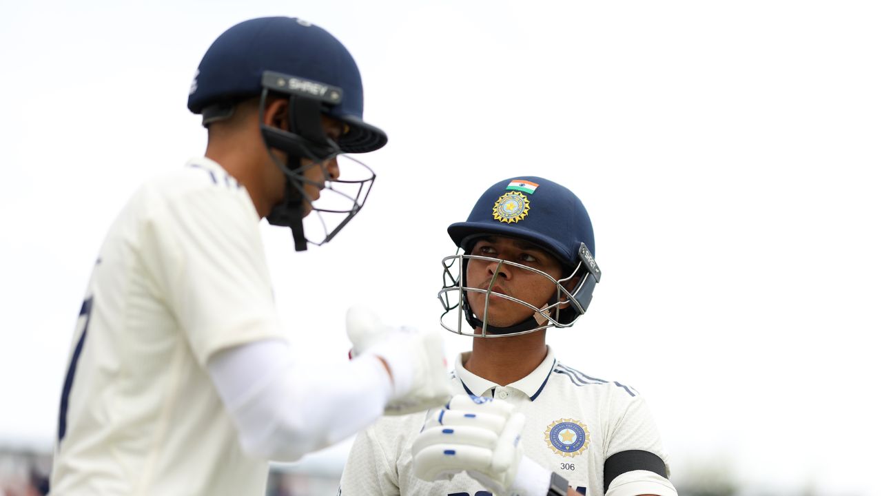 ಟೆಸ್ಟ್ ಕ್ರಿಕೆಟ್ನಲ್ಲಿ ಅಪರೂಪದ ದಾಖಲೆ ಬರೆದ ಯಶಸ್ವಿ ಜೈಸ್ವಾಲ್!