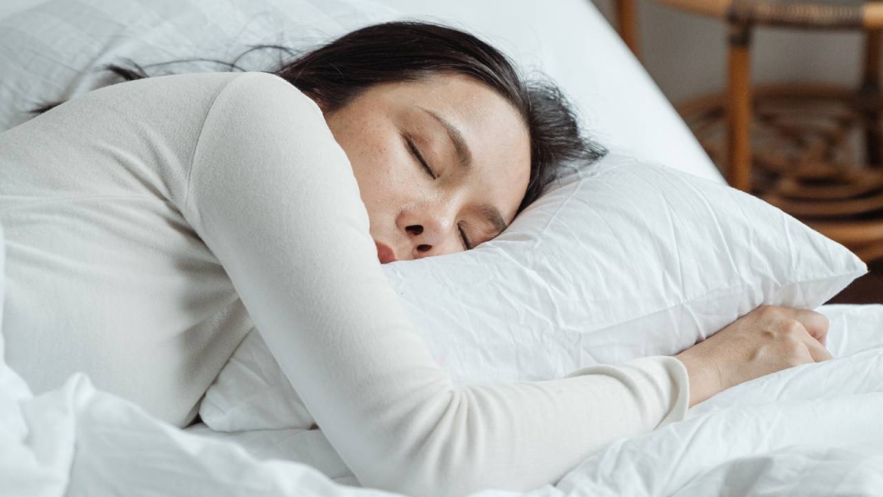 ಅತೀಯಾದ ನಿದ್ದೆಗೆ ಕಾರಣವೇನು? ಇಲ್ಲಿದೆ ಪರಿಹಾರ