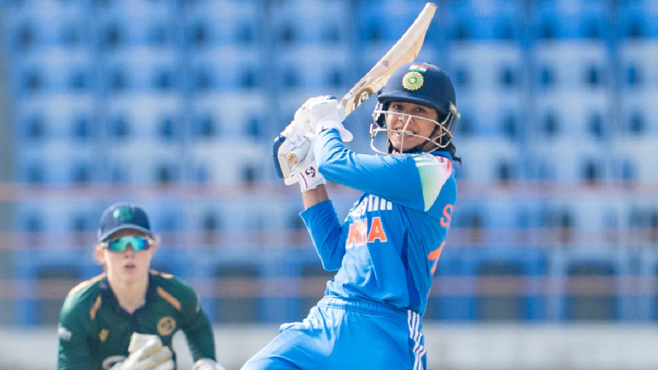 Smriti Mandhana: ಅತಿ ವೇಗದ ಶತಕ ಬಾರಿಸಿ ದಾಖಲೆ ಬರೆದ ಸ್ಮೃತಿ ಮಂಧಾನ