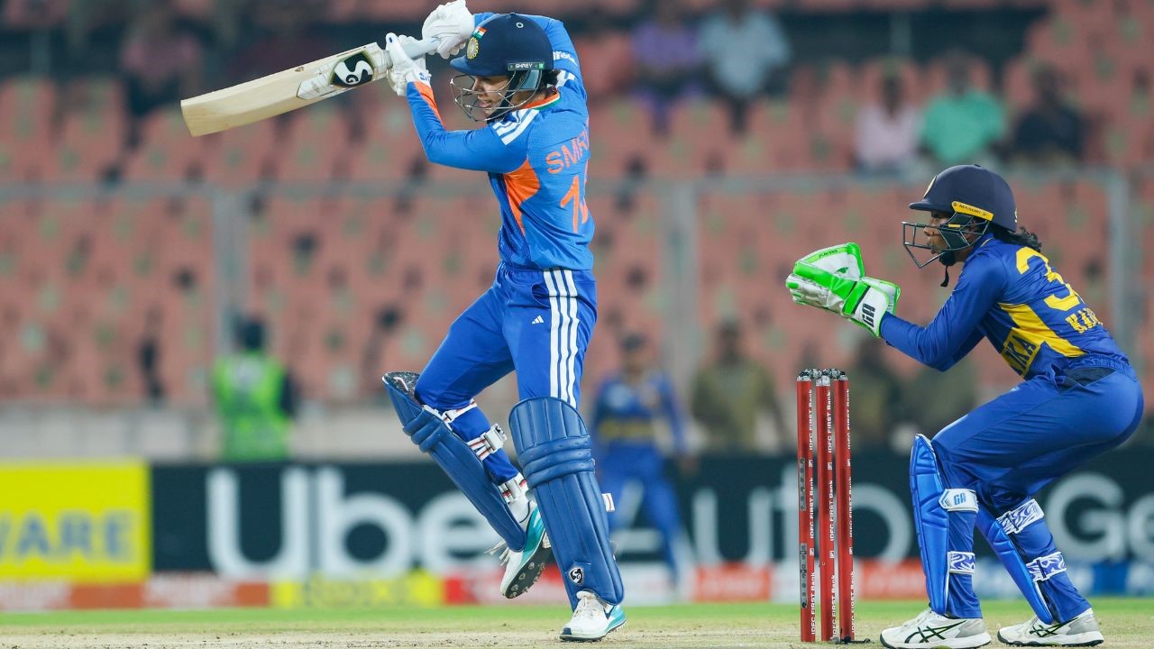 ಅಂತಾರಾಷ್ಟ್ರೀಯ ಕ್ರಿಕೆಟ್‌ನಲ್ಲಿ 10000 ರನ್‌ ಗಳಿಸಿದ ಸ್ಮೃತಿ ಮಂಧಾನಾ!