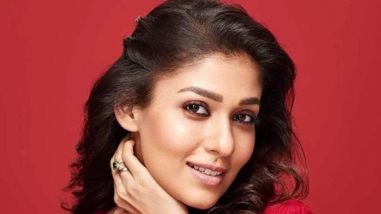 Nayanthara: ಸೌತ್ ಇಂಡಿಯಾದಲ್ಲೇ ಅತ್ಯಂತ ಶ್ರೀಮಂತ ನಟಿ ಈಕೆ... ಒಟ್ಟು ಆಸ್ತಿ ಮೌಲ್ಯ ಕೇಳಿದ್ರೆ ಶಾಕ್ ಆಗ್ತೀರಾ! - Image 1