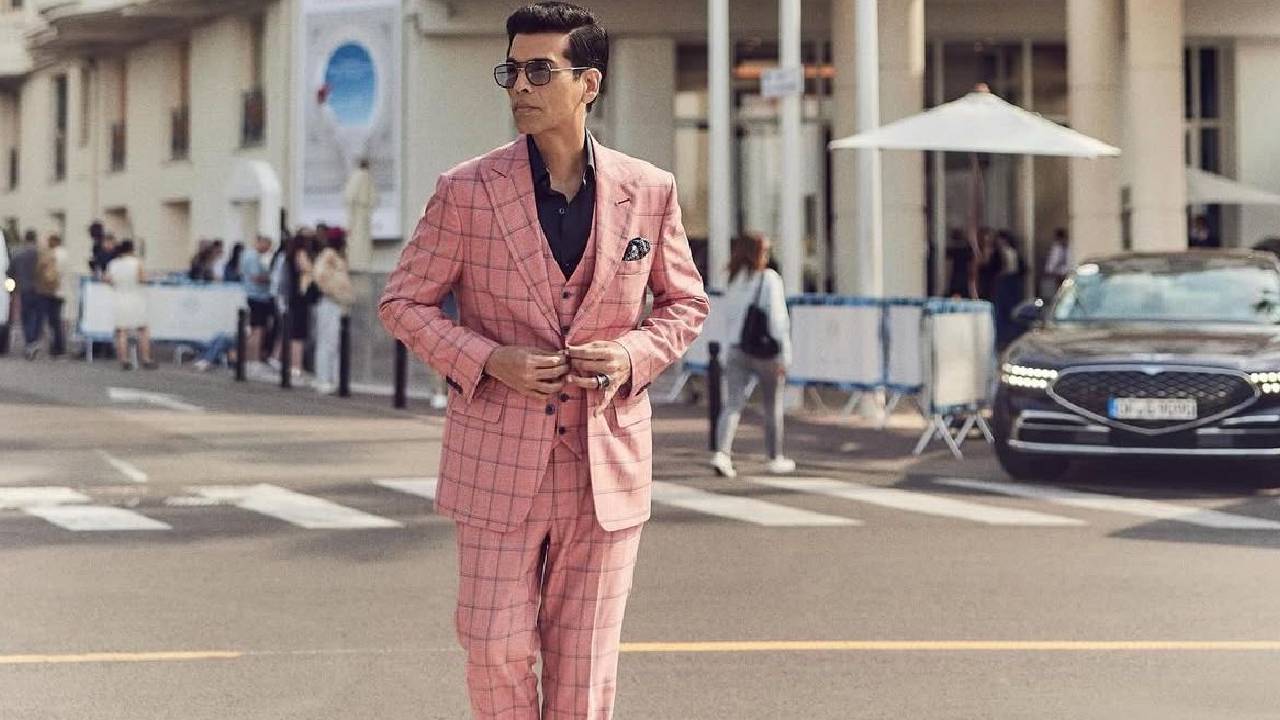 Star Fashion: ಕಾನ್ಸ್ ಸ್ಟ್ರೀಟ್ನಲ್ಲಿ ಪ್ರಿಂಟೆಡ್ ಸೂಟ್ನಲ್ಲಿ ಅತ್ಯಾಕರ್ಷಕವಾಗಿ ಕಾಣಿಸಿಕೊಂಡ ಸ್ಟಾರ್ ಡೈರೆಕ್ಟರ್ ಕರಣ್ ಜೋಹರ್ - Image 4